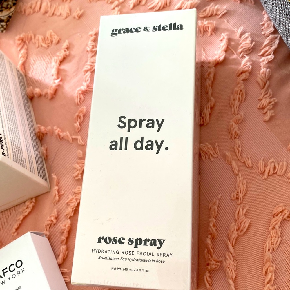 Grace & Stella Rose Spray